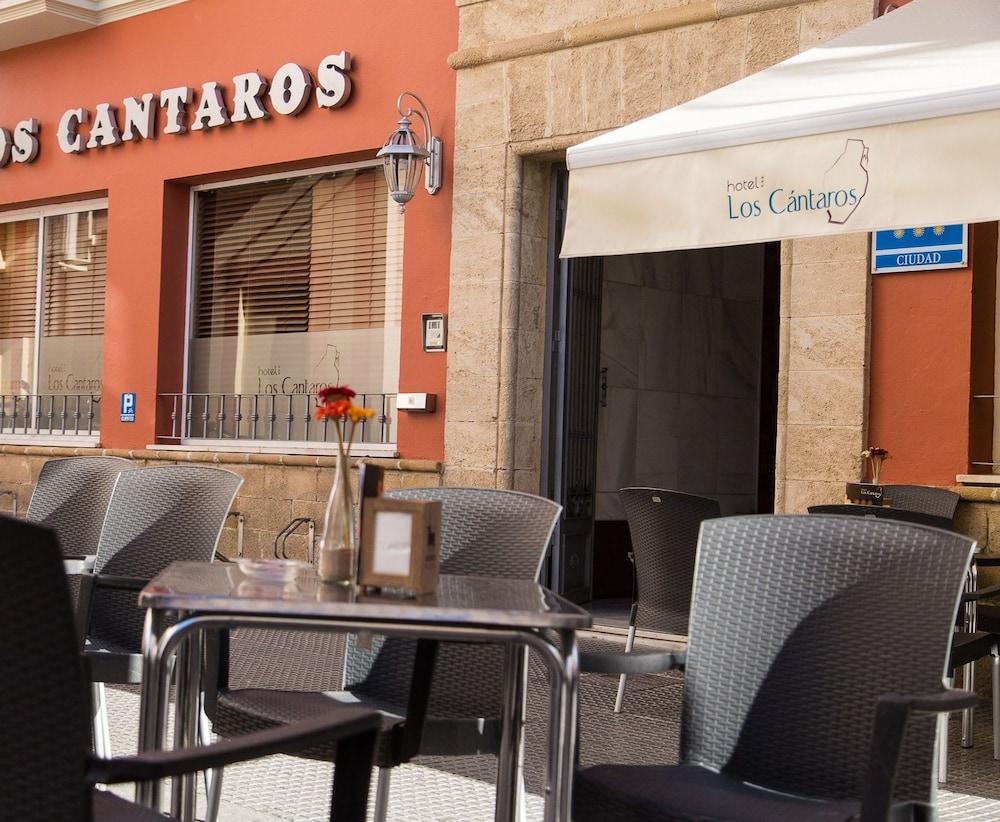 Los Cantaros เอลปูแอร์โต เด ซานตามาริอา ภายนอก รูปภาพ